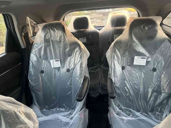 ٢٣ سورنتو فول بدون صبغ بارد فقط بقبق الجنطه هاتف ***********سعر ٢٧ مجال بسيط مكانها بغداد ورقمها بغداد
