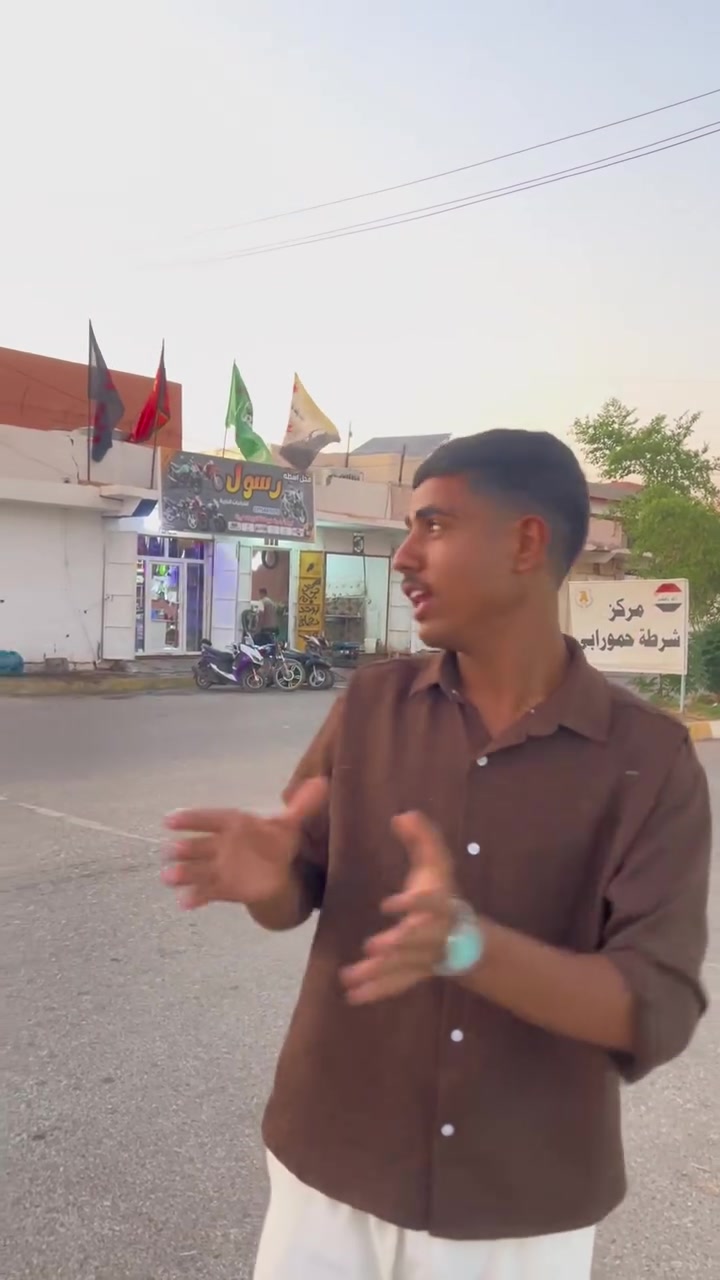 يرجى متابعة الفيديوا 
تم تحويل المحل حيث اصبح موقع المحل الجديد مقابل الفرع المؤدي الى مركز حمورابي ومقابل محلنا السابق  بجوار مجمع الامين الطبي 
ابراهيم للموبايلات


**إذا كنت صاحب هذا الإعلان وتريد حذفه لأي سبب، رجاءا أرسل رسالة إلى الدعم الفني**
