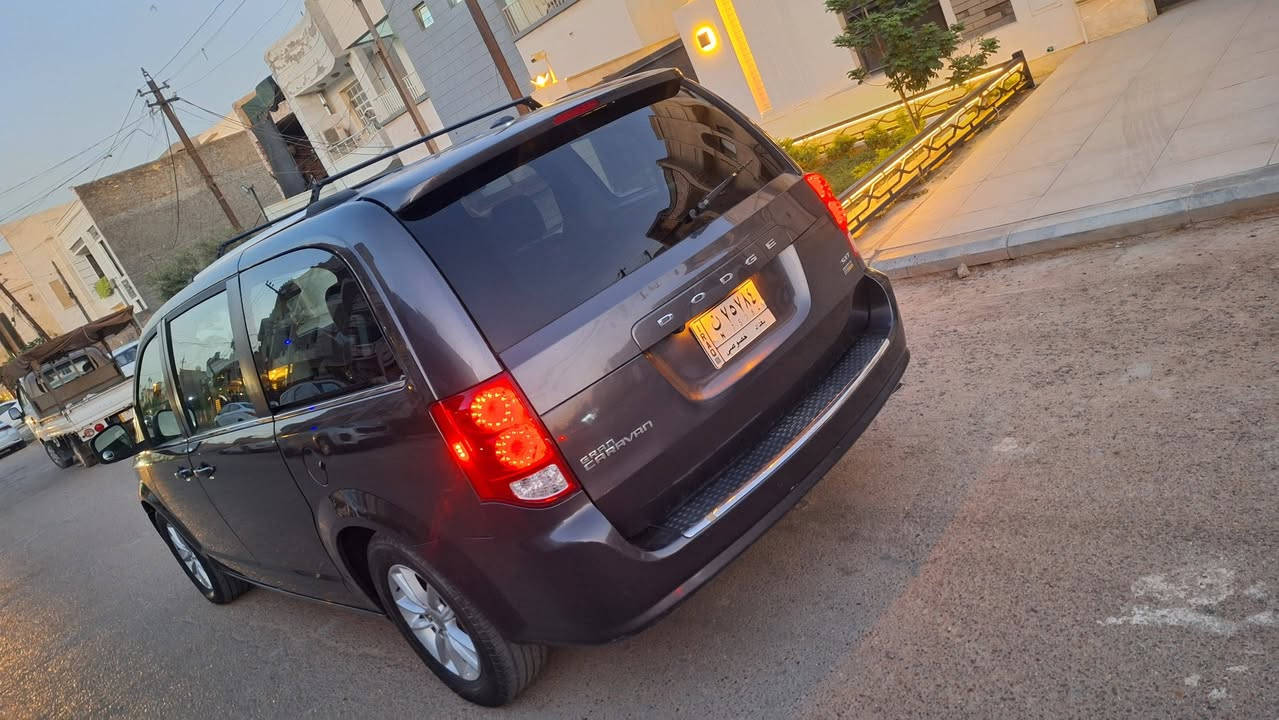 دوج كرفان 2019فول فئه SXT ماشيه 122
        بيع او مراوس حسب القناعه السعر 165
                       ***********
حادث جاملغ بنيد بدون دواخل  بلعراق صاربيه صبغ سونر مرفق بلصور  صور حادثه هم  اوبلخدمه 
              العنوان بغداد الجديده
مكينه كير حداديه كهربائيات شرط الفحص 
تبريد ثلاث قطع ❄️
بيبان كهرباء 
صندوق كهرباء 
كشنات جلد  الوسط  كنتارا كهرباء 
سياره فول اوجاهزه وتراي ناعم اوبلخير علياخذه
