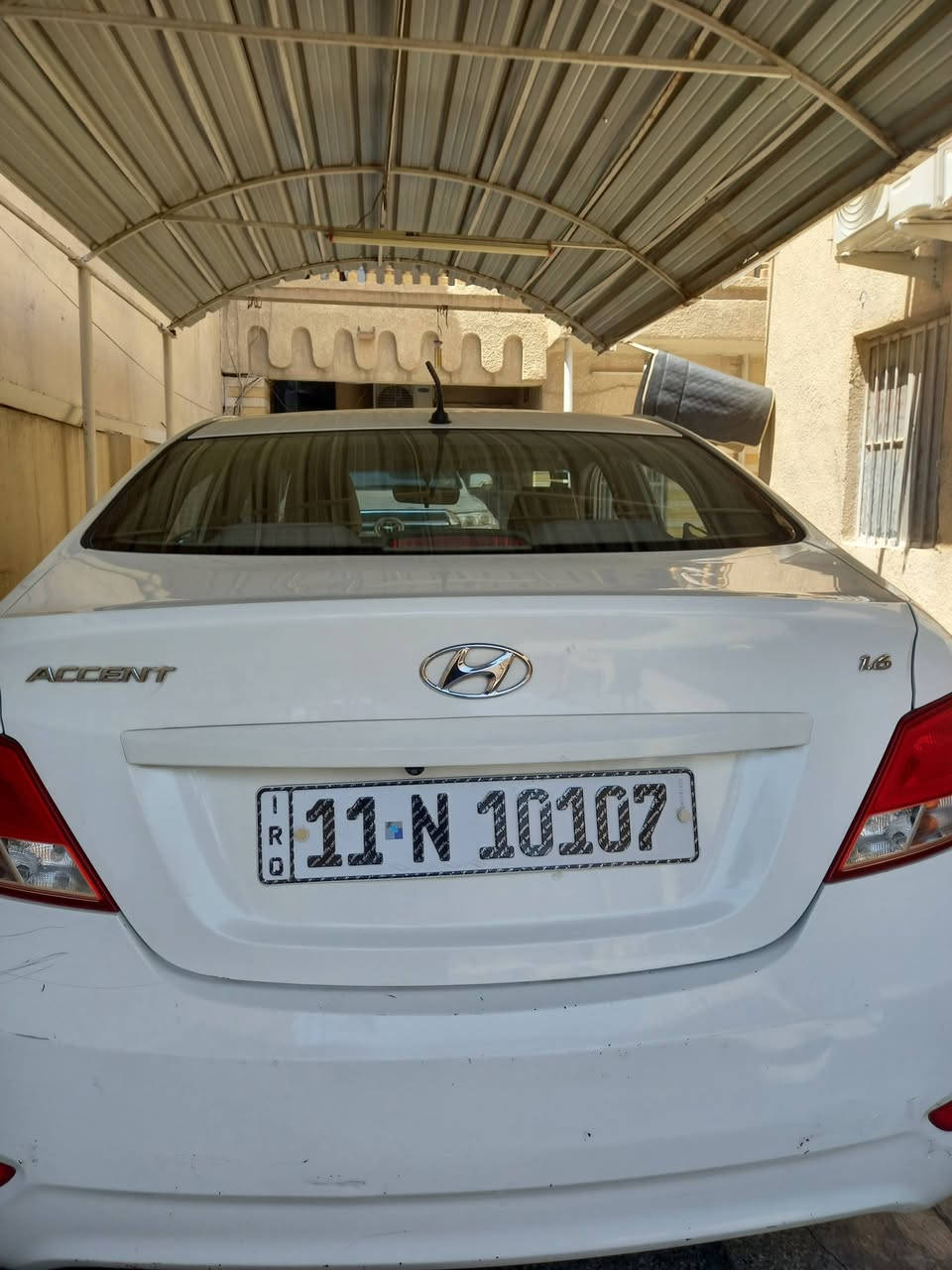السلام عليكم...
اخوان شوف الفيديو وخابرني وبالخدمة اكسنت خليجة 
موديل 2016  رقم بغداد الجديد رقم مميز الدولي باسمي 
مكفولة من الحادث والصبغ والتبديل فول موصفات بلو 
محرك 1600 دبل قطره المرغوب السعر  105 وبيه مجال 
خابر وتدلل ***********  به واتساب  لا تراسل خابر وتدلل  مكاني بغداد البنوك او شارع فلسطين
