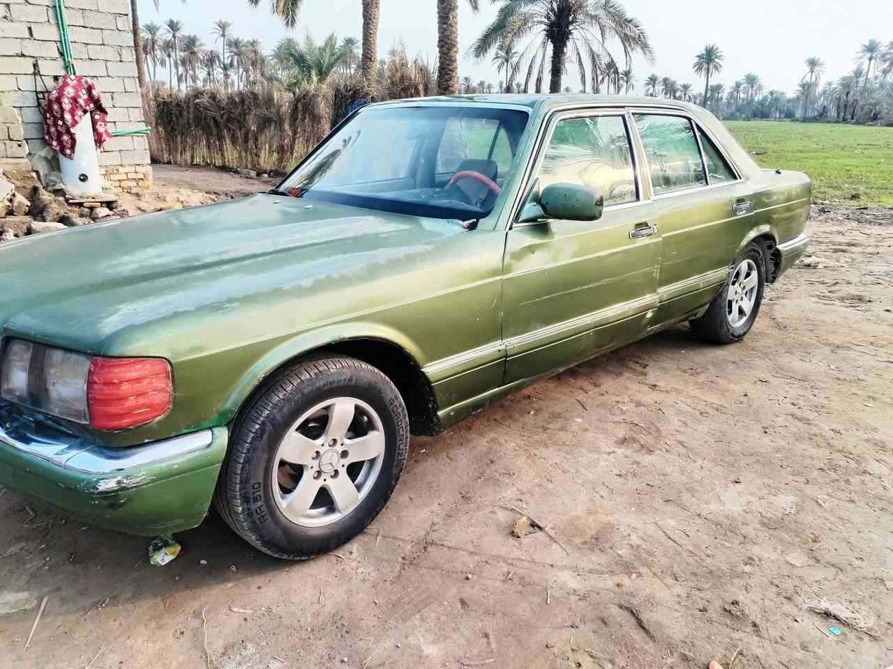 سلام عليكم مارسدس مديل ٨٤ محرك ثنين ونص السعر 22 مكاني ديوانية هذا رقمي ***********
