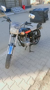 ايراني 5كيرمديل 22 تايرات جدد لك مبدل قبل يومين  نقصها اشاير 3فقط واحد...