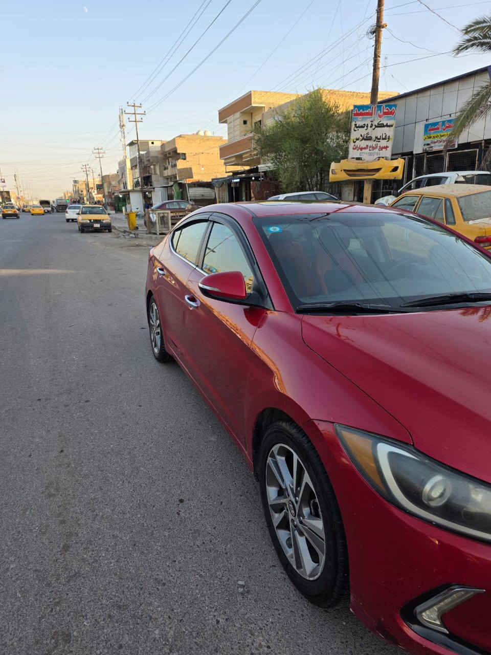 النترا 17 limted فول مواصفات بأسمي سنوية قبل كم شهر رقم بغداد انكليزي سيارة نظيفة وجاهزة مال بيت محرك كير خير من الله 
سيارة فتحة بصمة تبريد بيانو كشن كهرباء..
بيها منظومة غاز وجدا اقتصادية عليه هاتف ***********واتس
