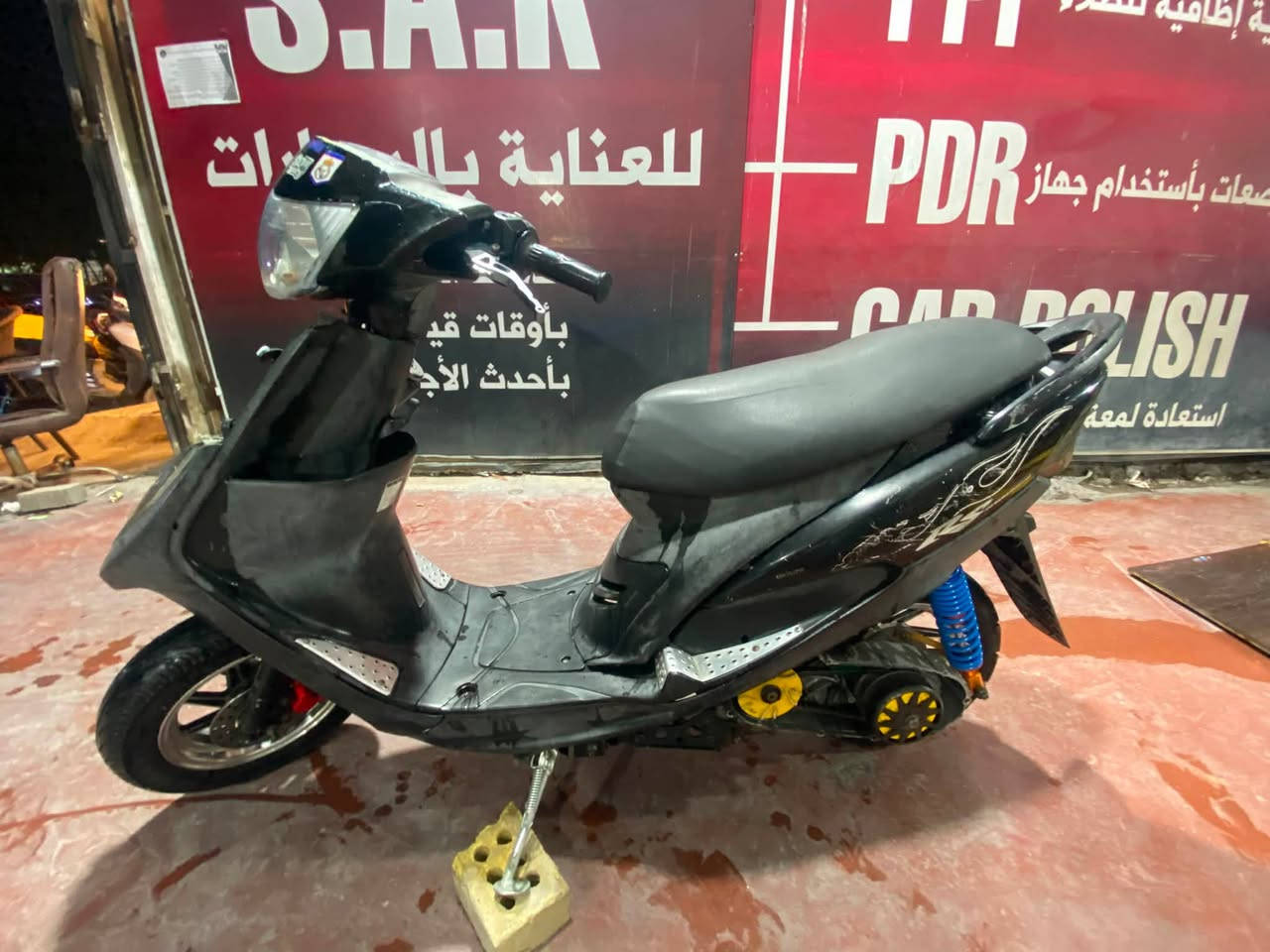 ماكس عدله ملحه للبيع
مكينه 55 

كفرات بلادي مختمه نقص فقط البجم 

كلجات wf 

وياله نجمه 

يدات اصليات وملقط 

صالنصه كاربون جعره طلق ونار 

الدراجه مكفوله من التاير للتاير نكره بكل وقت شلعه معدل فول 

نقصها قبق كلجات وستاند تعليك وشوته 

مكاني الاعظميه سعرها 650 وبيها مجال بسيط 

شراي خابرني ممتواجد خاص ***********

