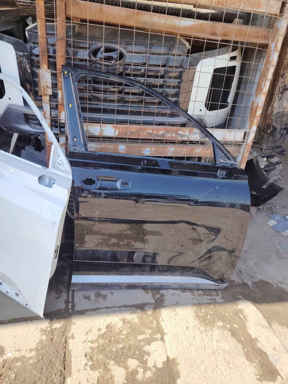 السلام عليكم شباب يوجد لدينا أبواب هونداي بلسايد جميع الموديلات يوجد توصيل جميع المحافظات التواصل أو الاستفسار *********** يوجد واتساب
*********** يوجد واتساب
العنوان ناصريه حي الصناعي البلوك الأول
