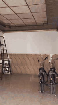 السلام عليكم ...
دار للبيع حي السلام طابو صرف المساحة 125 متر دار كامل يحتوي على غرفة صالة استقبال مطبخ وصحيات داخلية و خارجية فارغ جاهز للسكن السعر 85 مليون 
للتواصل ***********
