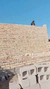 خلفات بناء • نشتري متفرق • واتساب ماسنجر