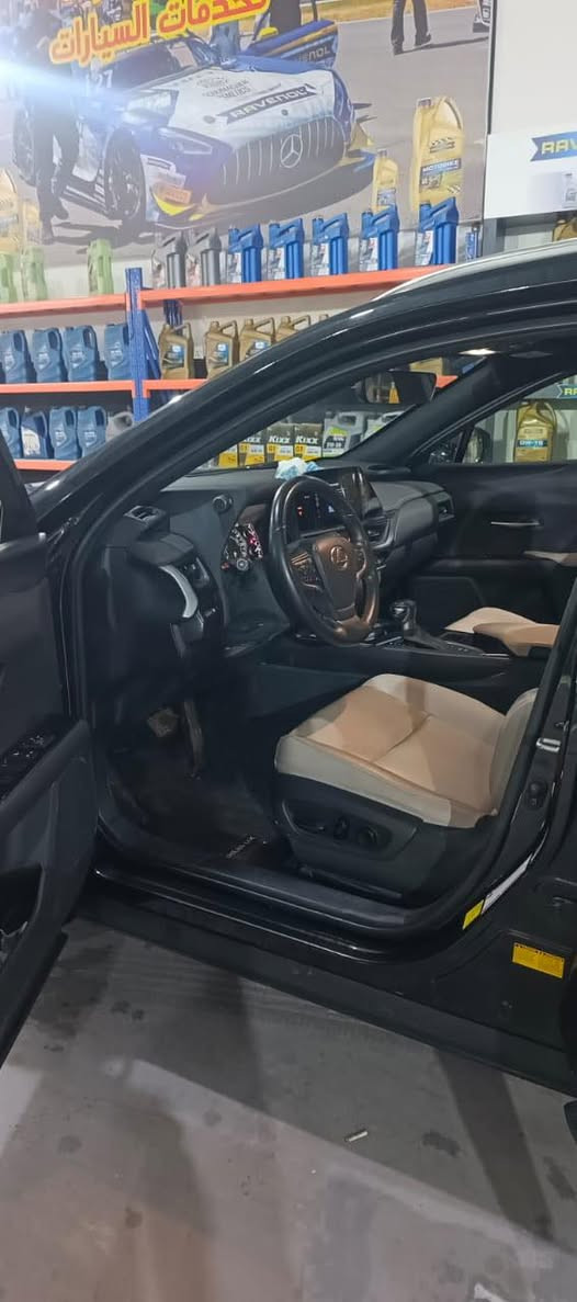 لكزز uxموديل ٢٣ رقم بغداد بدون صبخ صندوق مبدل بلادي للاستفسار اتصال ***********
