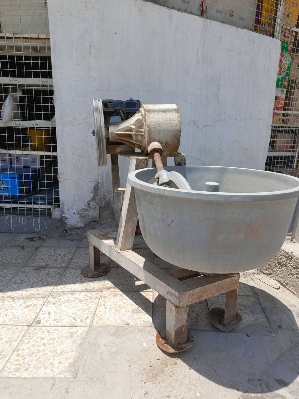 عجانة للبيع شغالة وكاملة بس دير بانزين وشغل مكلف بالنشر ‏‪***********‬‏
