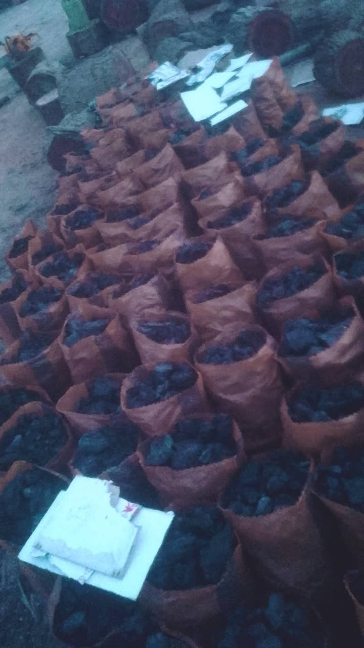 السلام عليكم مستعدين تجهيز كميات فحم درجه اوله وبسعار مناسبه فحم حطب فواكه بتجهيز مطاعم 
 توصيل داخل القائم والعبيدي وعانه وراوه وحديثه ***********
