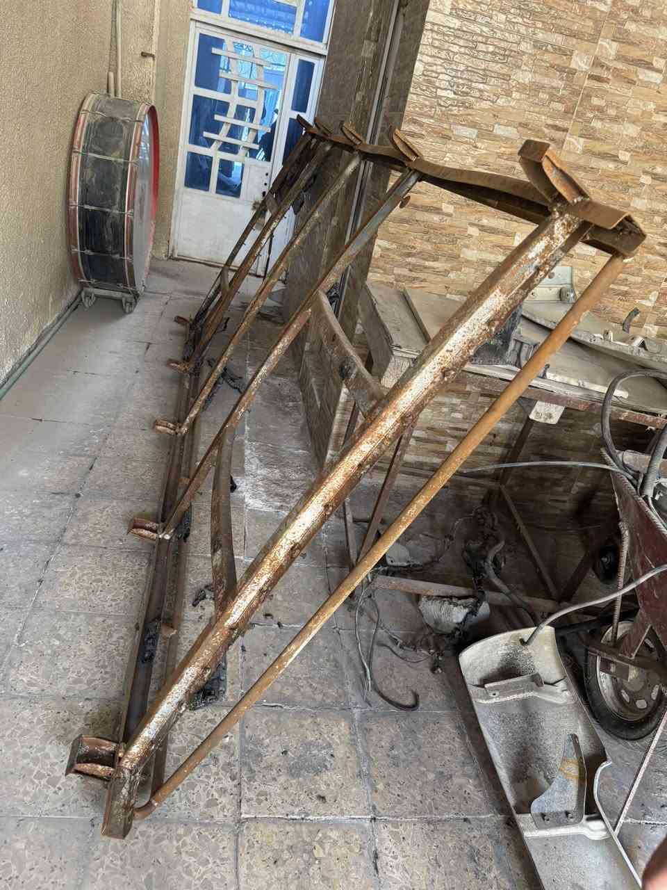 سلام عليكم درج كوستر وسيبايه  السعر ٣٠٠  الاف ***********
