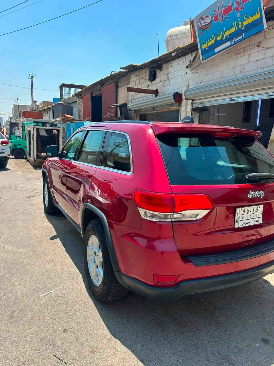 🚘 للبيع Jeep Grand Cherokee Laredo 2015 🇺🇸
🔹 وارد أمريكي
🔹 الموديل: 2015
🔹 الفئة: Laredo
🔹 الممشى: 240 ألف كم
🔹 بيها جاملغ وبنيد فقط
🔹 صور الحادث مرفقة للشفافية
🔹 السيارة جاهزة من كلشي وما تحتاج أي صرف

💰 السعر: 160 ورقة (قابل للتفاوض بالمعقول)

📍 موقع السيارة: بغداد

📞 للاتصال: ***********

