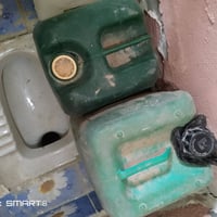 عندي نفط 50 لتر نفط للبيع مكاني بغداد الشعب 07765570012 سعر 20 الف