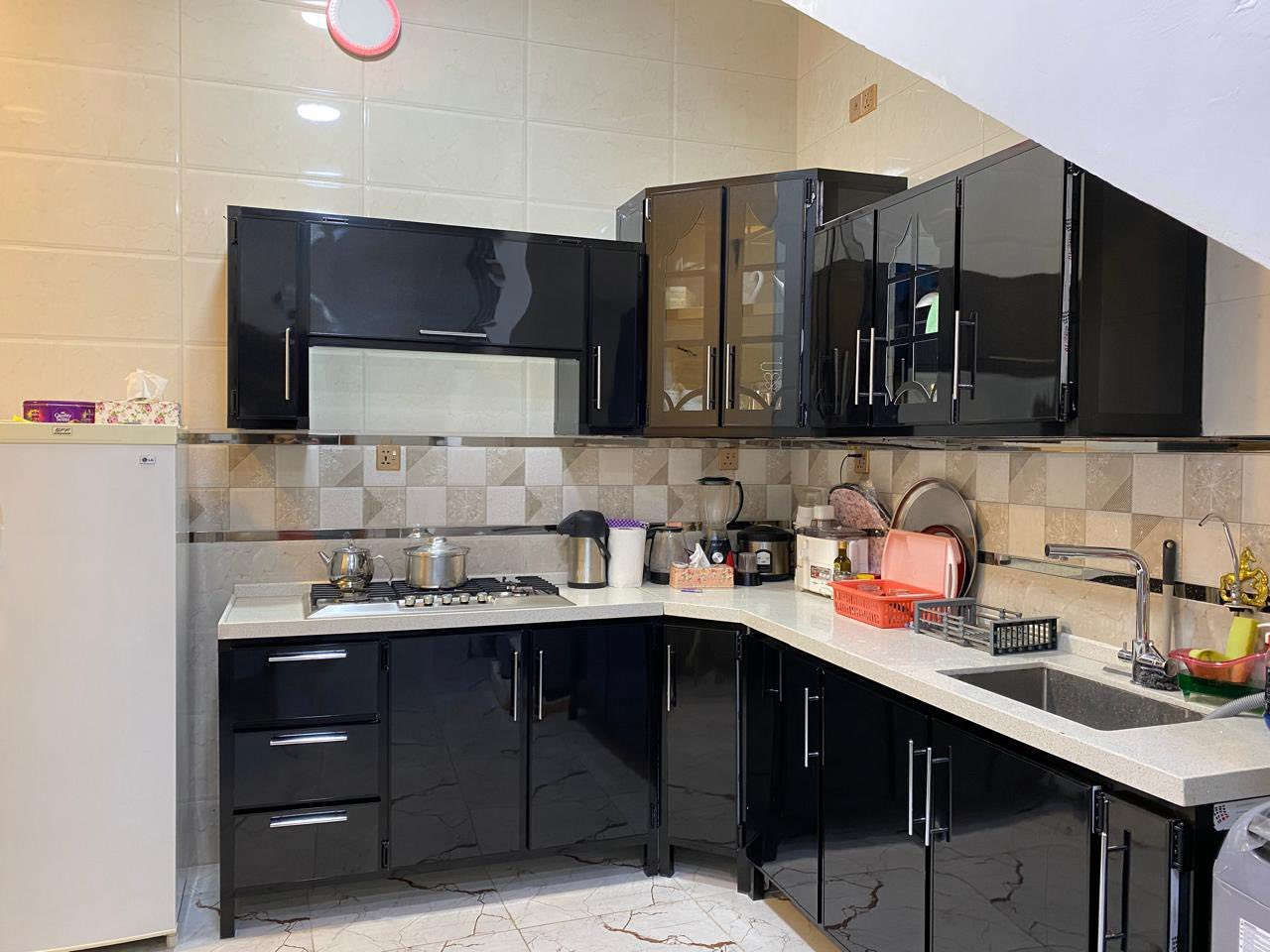 بناء درجه اولى مساحة ٧٥ متر واجهة ٥ نزال ١٥ طابقين ونصف
موقع الحرية الدولعي مقابيل شارع فنجان سعر ٢١٠ وبي مجال قليل 
للأستفسار ***********
