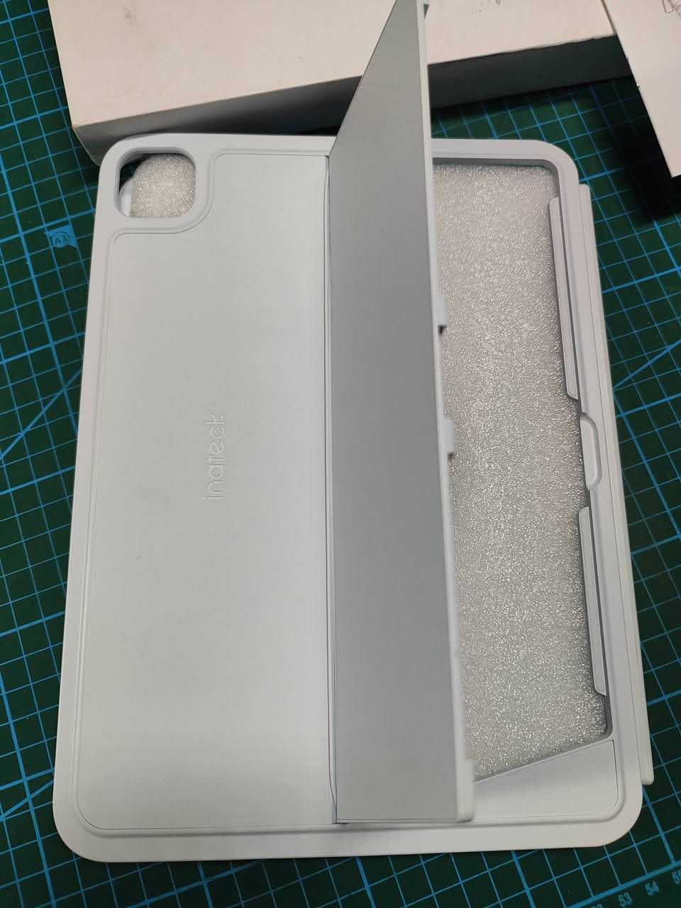 Inateck 
حافظة وكيبورد منفصل مغناطيسي 
كوالتي فول مال استخدام عمر 
متوافق مع 
iPad 10th(10.9")/11th Gen(2025 A16),Air 11" M3/M2,Air 6/5/4th,Pro 11 4/3/2/1th,


**إذا كنت صاحب هذا الإعلان وتريد حذفه لأي سبب، رجاءا أرسل رسالة إلى الدعم الفني**