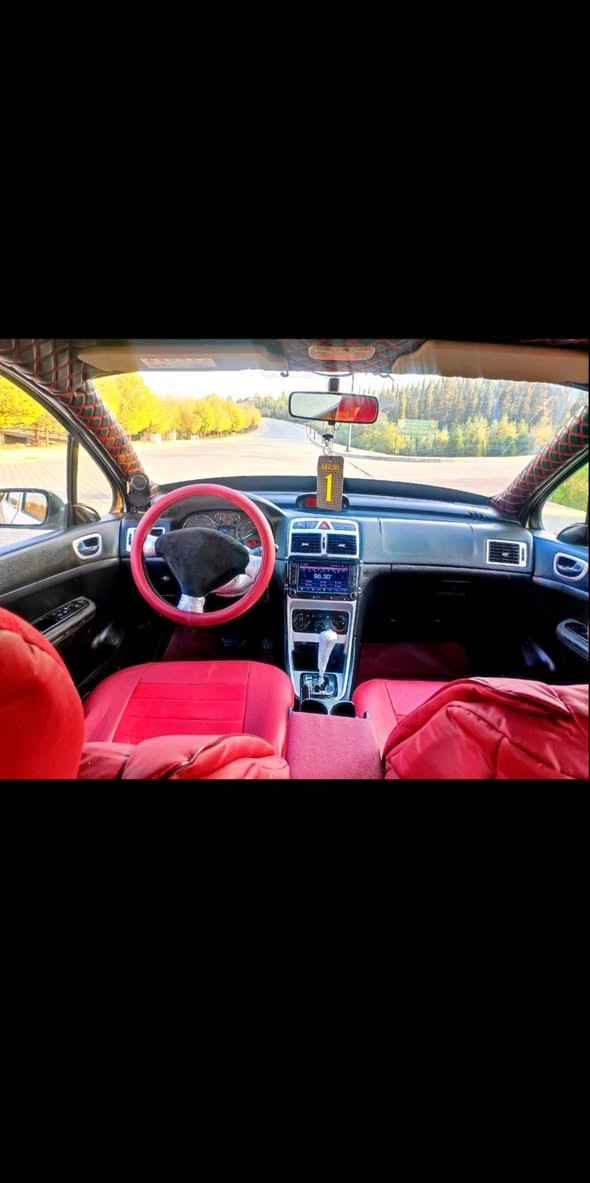 بیجۆ  فڕنسی مۆدیل2006
گیڕ  تۆماتیک  فول مواسەفا
  بی دعم بی لیدان
اڕم سۆران  سنوی جنوبی لە گڵە
هەردووکی بەشەرتی ئەوەلیات
پیوست بە وسف ناکات هه زار دینار مسرفی تیانیە  هه موو گیانی وک شریکە ایش اکات
تبرید و پاوەر و ایبی ایس و ارباکو گیڕی تۆماتیکو عادی
زینۆن و حاسو کامیرای دواوە و شاشە ایپات🌹جام کاربا  قفڵ مرکزی اوینە کاربا  چوار تای تازەی لە ژیرایە
تازە ڕۆنو هایدرۆلیکم گۆڕیوە
  هه مو گیانی بە شە رتی دە فیتر  
  
نرخ47 گەڵا   
                     لەسلیمانی

***********            *********** السليمانية, العراق
