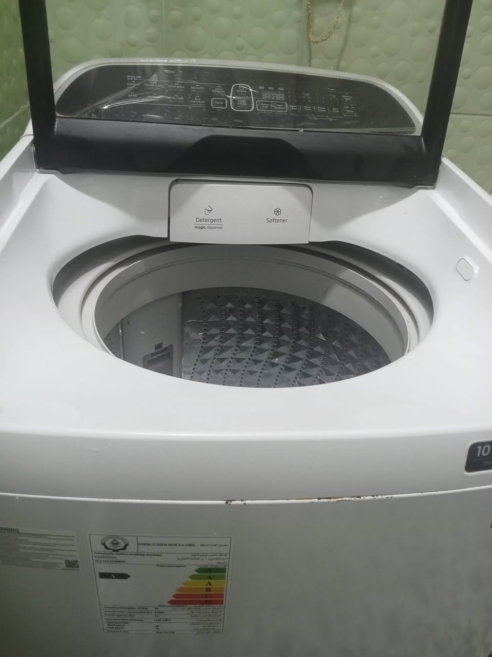 غسالة اوتماتيك سامسونك الحجم 15 كيلو نضيف جداً تغسل بطانيه ام النفرين السعر 250 العنوان البصرة كرمه علي الاتصال على هذا الرقم ***********
