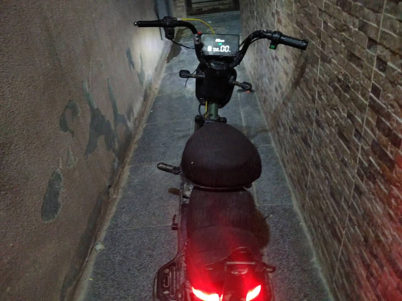 السلام عليكم ورحمه الله وبركاته دراجه شحن للبيع 200وبيه مجال بطاريات 3 جدد واحده عاطله وبيه ترتيبات


**إذا كنت صاحب هذا الإعلان وتريد حذفه لأي سبب، رجاءا أرسل رسالة إلى الدعم الفني**