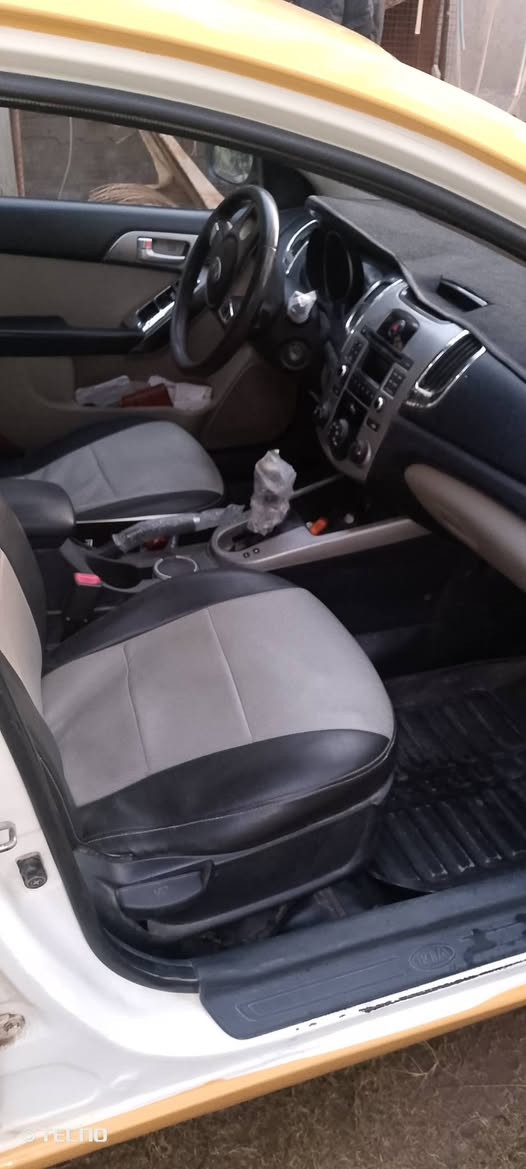 السلام عليكم 
سيراتو 9 خليجي السونار مرفق 
المكان بغداد الأمين الثانيه السعر 75
 للاستفسار ***********
