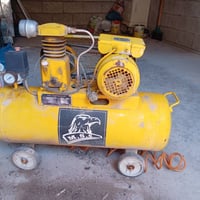 كمبريسور هوا • مستعمل • خربان