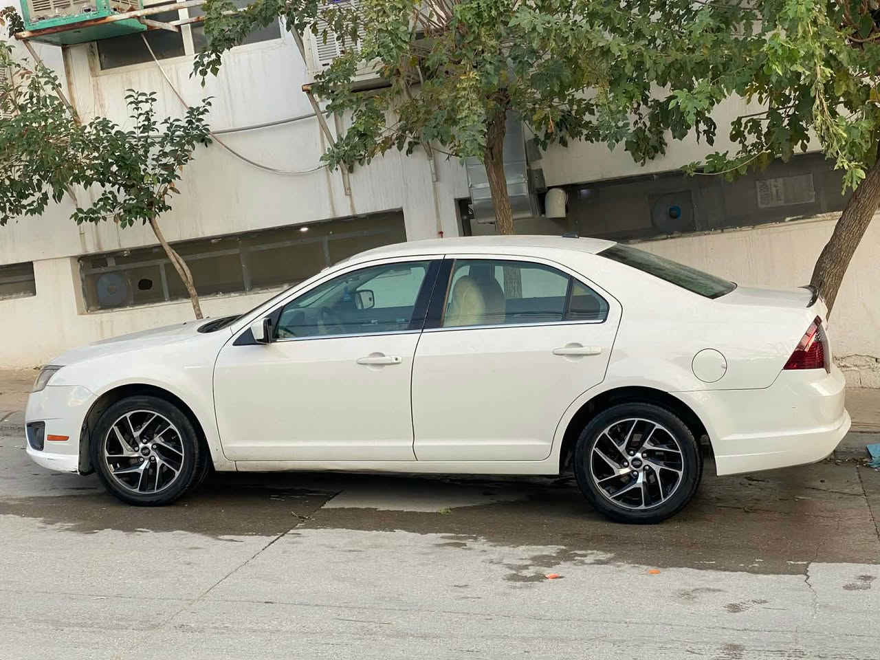 فۆرتی ڤیوژن ٢٠١٠
سەیارەکە مڵی دۆستە بیانوو برە هەموو گیانی بەشەرت 
کامل سێرفز کراوە لەدواوە بۆ پێشەوە 
سەنەوی تازەیە تاکوو ٢٠٣٠
تایەی تازەیە تەبرید ساردوو گەرم لەجێی خۆیا 
٣پارچەی بۆیاخە بێ ناوگرتن 
٨٨$مەعامەلەیەکی برایانە السليمانية, العراق


**إذا كنت صاحب هذا الإعلان وتريد حذفه لأي سبب، رجاءا أرسل رسالة إلى الدعم الفني**