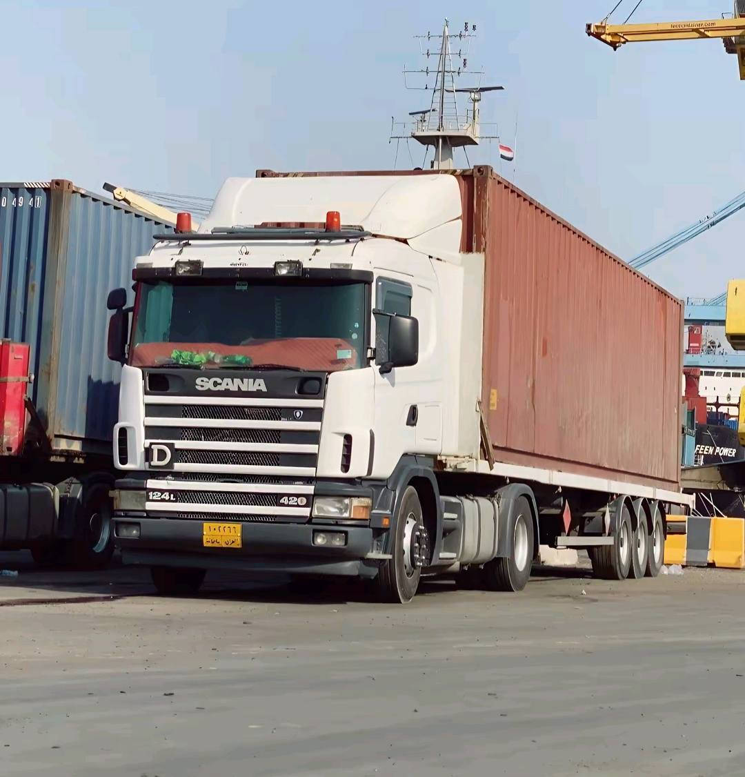 سلام عليكم سكنيه موديل 2004سيره  جديده كلش مكان سيره بابل جبله رقم تلفون ***********
وهذه الواتساب ***********
