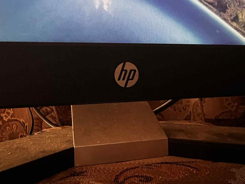 السلام عليكم
شاشه حجم ٢٨ hp 1080 60fps سعرها ٦٥

كارت شاشه gtx 550 سعره ١٠

كيس ميني صغير وبيه اناره سعره ٣٠

معالج core i7 868 سعره ١٠

واي فاي بيسي سعره ٥


**إذا كنت صاحب هذا الإعلان وتريد حذفه لأي سبب، رجاءا أرسل رسالة إلى الدعم الفني**