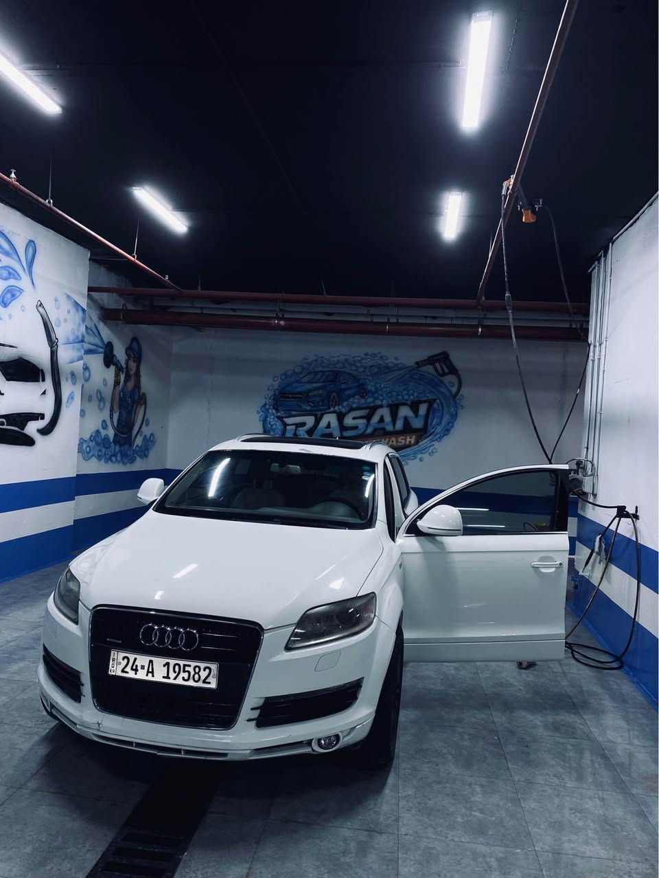 سلاو 
سياره ى ئاودى Q7
بؤفرؤشتن 
بوياغ دوبارجه و نيو بي ليدران بي زه ربه 
مواسفات فول فول 
ده بل اكسل گيرو مكينه كاربايات كامل به شه رتى بيست وستا
مواسفات بانؤ راما سي ريز گوشين ده بل كير هه ر جار گوشين هيته ر بيشو بشت ته بريد ساردو گه رم ته عديل سورعه كامل مواسفات هه موى يشه كات
مكينه ٦بستنى عادى مرغوب 
٢٠٠هه زارى عقيقي رؤشتيه 
٤رتايو ويلي نوي 
ته عويل به ناو كردن به شه رت وكاله به ناوه خؤمه 
سياره كى جاهز جاهز بي كيشه يه 
سعرى ٩٠معاملكى برايانه 
سياره له هه وليره 
زانيارى زياتر 
*********** أربيل, العراق
