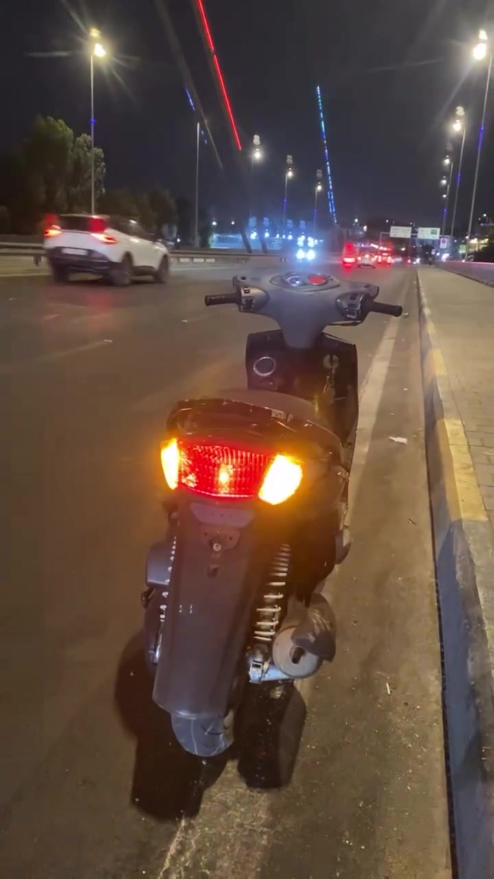 السلام عليكم للبيع سكنس فحل دراجه قبل سبوع نازله رمبه موجود مكاتبه و منفيس دراجه مثل الي بالصوره دراجه جديد بمعنى الكلمه برغي مامفتوح مابيها اي نقص دراجه مكفوله من تجفيت او كفر تجاري 
السعر /مليون و ٢٠٠ بيها مجال 
مكان / كاضميه 
الاستفسار / ***********
