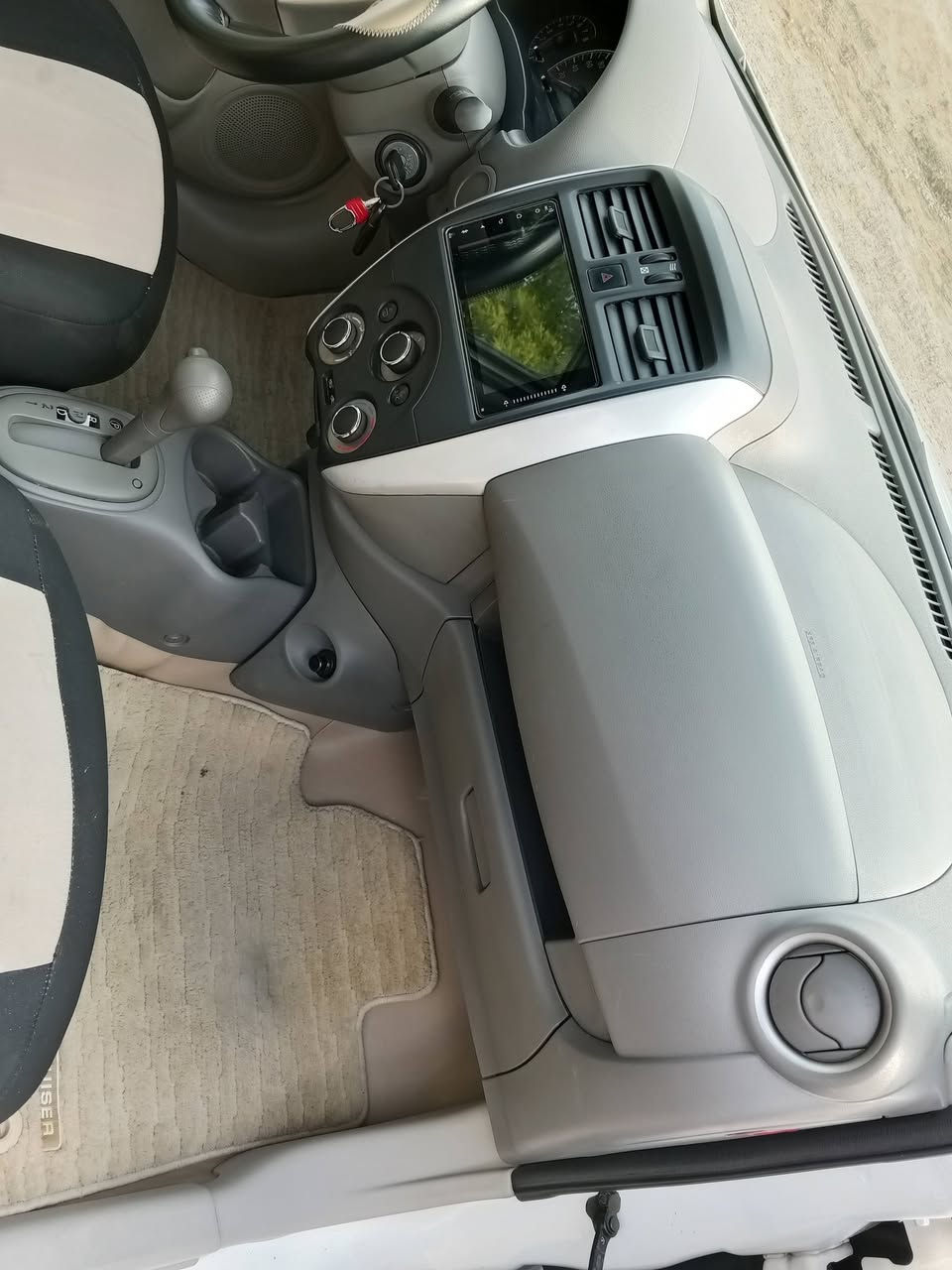 نيسان سني هندي موديل 2022 رقم بغداد بأسمي سياره جديده وبدون نقص على حاله الشركه جديده ماشيه 55 حقيقي بيها فقط بارد   على كد اصبعين مكانه ب صندوك مكان بغداد الراشديه رقم الهاتف (*********** )السعر 118
