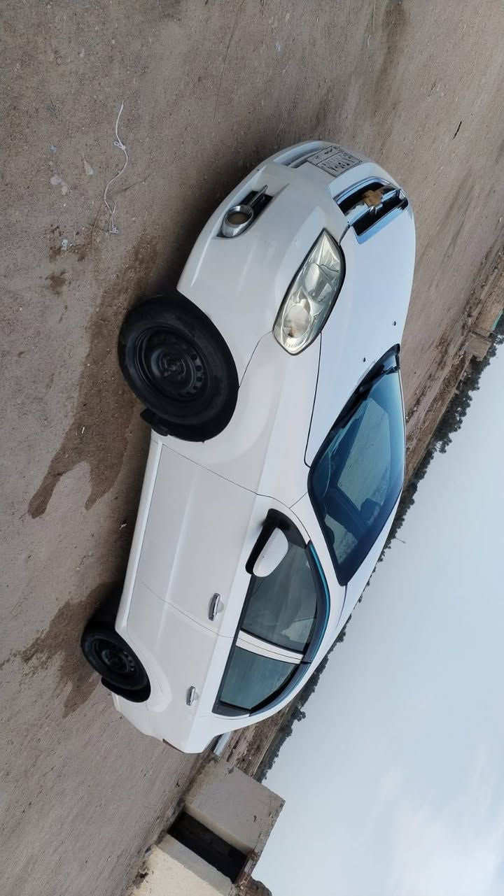 يالله سياره افيو مديل 2009 مكفوله من ضربه وتبديل سياره كير اوتماتيك مكينه جديده تبريد ثلج تخم تاير ماعيزه برغي رقم بابل مشروع وطني بسمي السعر 65 وبيه مجال بسيط مكان نجف مناذره ***********
