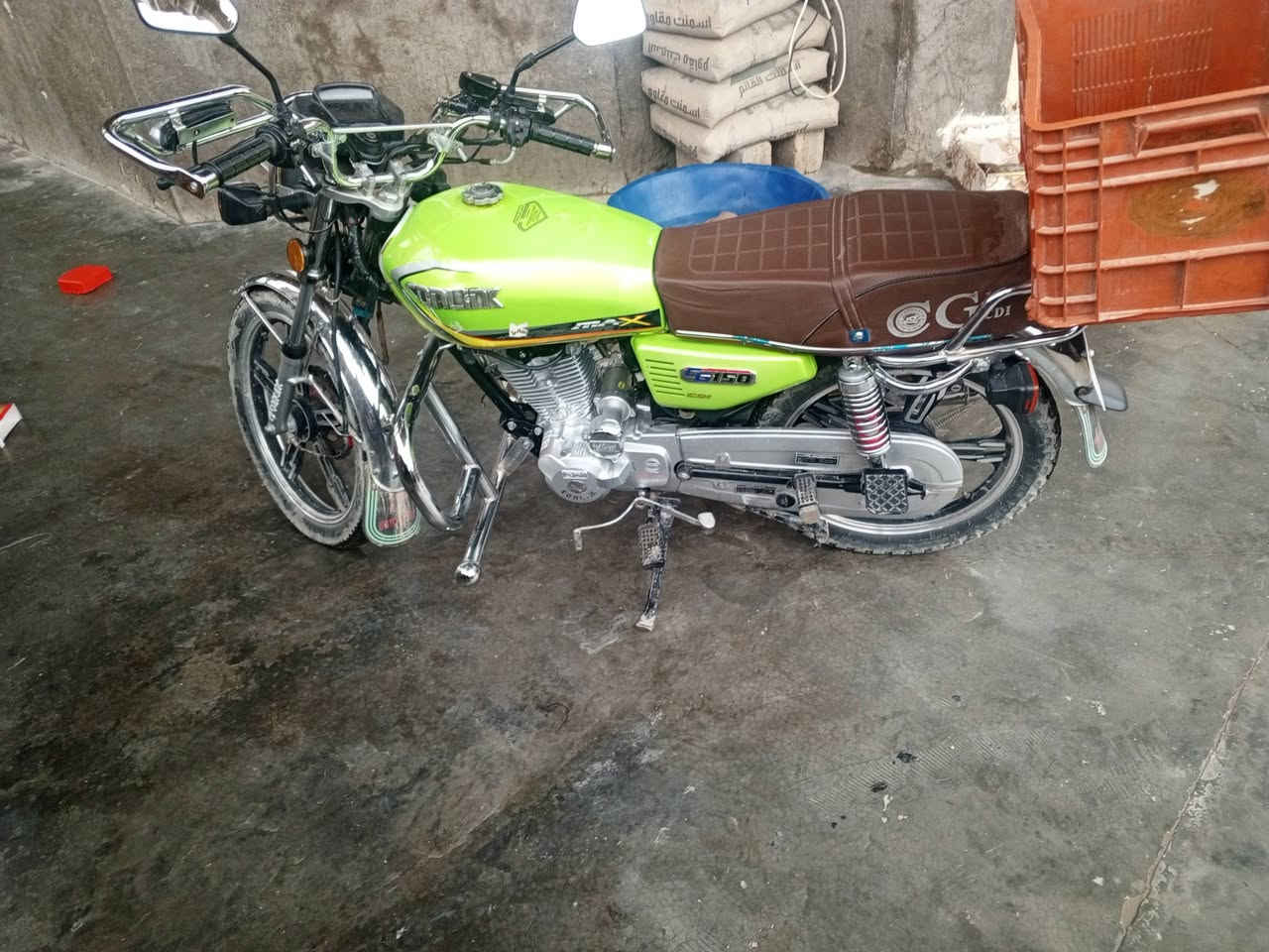 السلام عليكم معروضه دراجه للبيع 2023 واراوس حسب القناعه موتور او ستوته استفسار الخاص مفتوح ورقم الجهاز موجود***********
