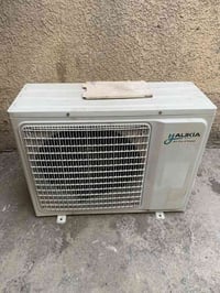خارجيه سبلت اوكيا انفيرتر طن ونص استخدام قليل غاز مقفول 07742500122  ا...