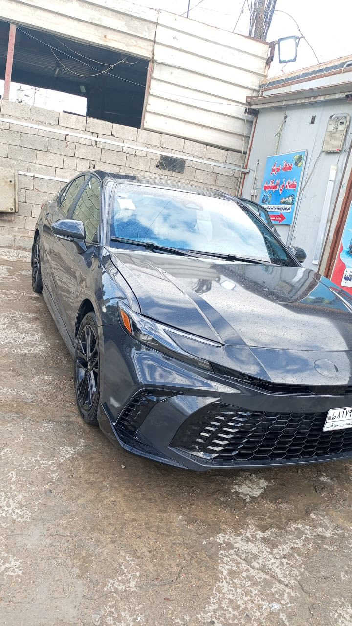 سلام عليكم
كامري هايبرد موديل 25 زيروا 
ماشيه الفين فقط
سياره تجي فول مواصفات عده فتحه
حادثه كدامك جاملغ وبنيد وبيه تعمير بالشاصي عكس سائق 
سعره 175 ورقه 
مكانه بغدادالدورهً
رقم ‪0 775 387 7088‬
