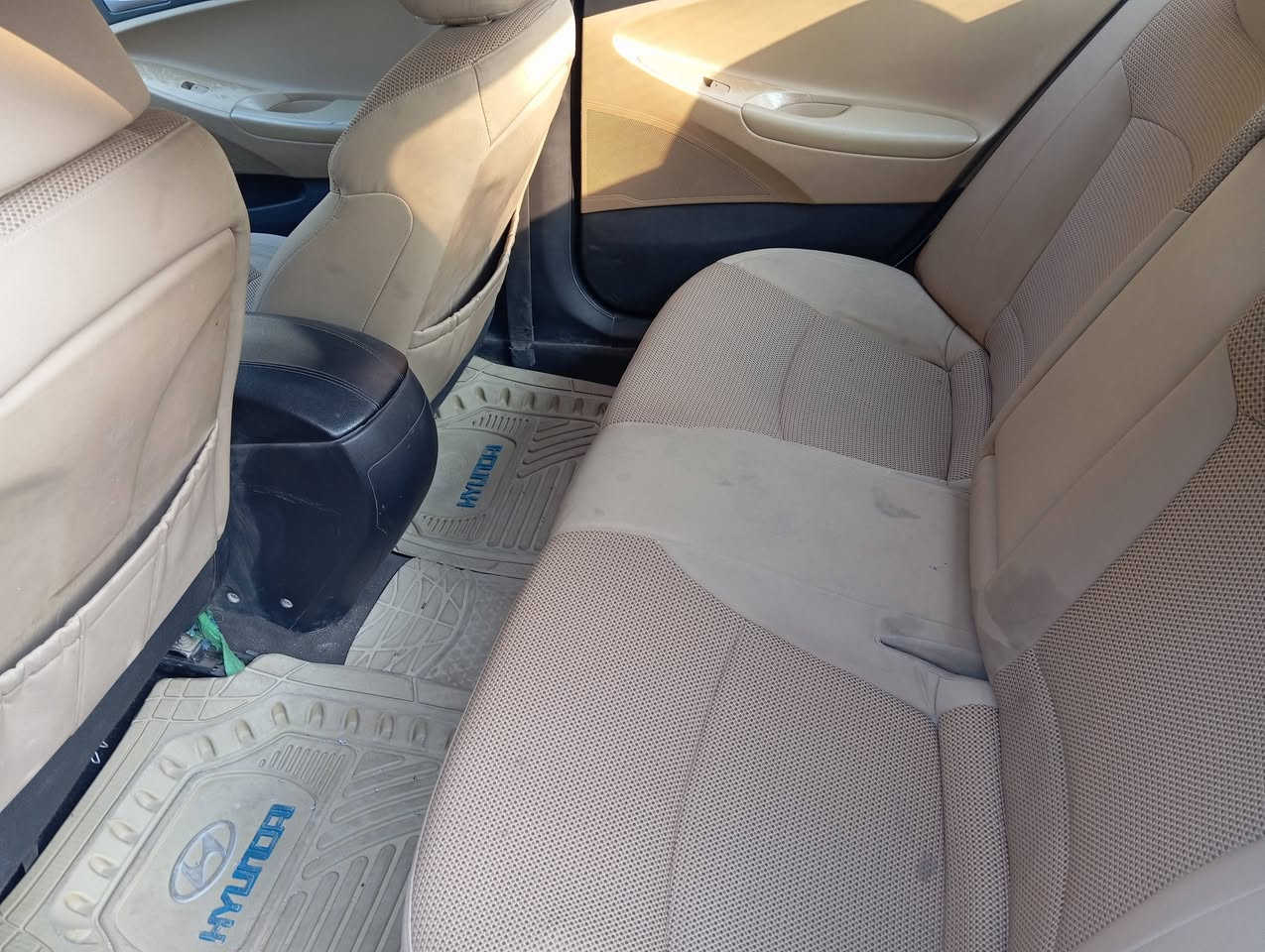 السلام عليكم سوناتا 2010خليجي كفاله عامه علاوضع الشركه  السونر هو الحكم لاحار ولا بارد. وتبديل محرك البلاد 2400كير البلاد قطره صبغ مابيه تبريد ثلج تدفئه  ويل كل 5السياره بنجف  سعره 125 ويبه مجال بل عافيه علا الياخذه  رقمي ***********
