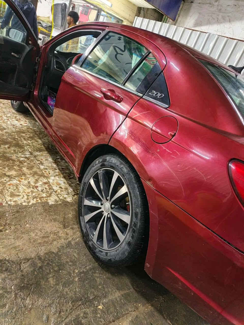 كرايسلر سي 200 2013سياره خير من الله تبريد فريز عاطل الكشر موضح بالصور السعر المطلوب 65 وبيها مجال
الحصوه بابل الرقم ***********
