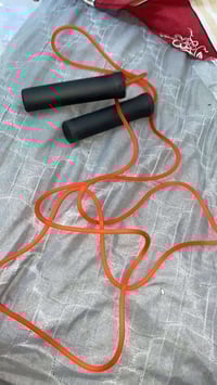 حبل قفز مطاط • مترين • مطارة بروتين اكريليك