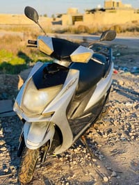 للبيع • دراجة