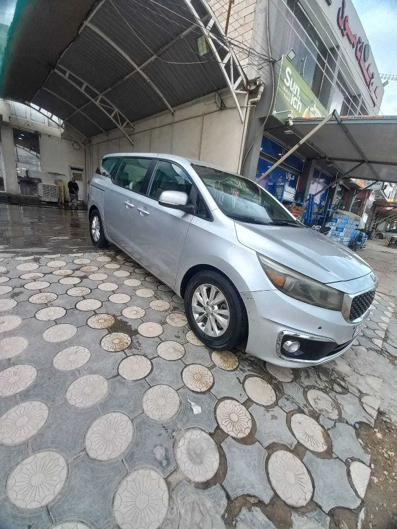 السلام عليكم  
سيدونا للبيع 
مكان السياره نجف
محرك 3300 GDI 
للتواصل *********** غير متواجد على الفيس
السعر 175 وقابل للتفاوض 
المسافة المقطوعة 146 MI
اضرار السياره وارد امريكي 
بنيد وجوملغ ايمن
بابين جهة السائق تبديل نفس اللون  +جوملغ خلفي دواخل سليمة + سيارة بيت 
المواصفات LX 
البيبان شفط
كشن كهربائي 
مرء شفط
8 راكب 
ABS
CRUISE
مثبت سرعه +ستيرن 
تبريد 3  قطع  + تدفئة
سماعات 6
الويل 17 
رقم السيارة بابل  الإنكليزي السنوية 2030 Honolulu, HI
