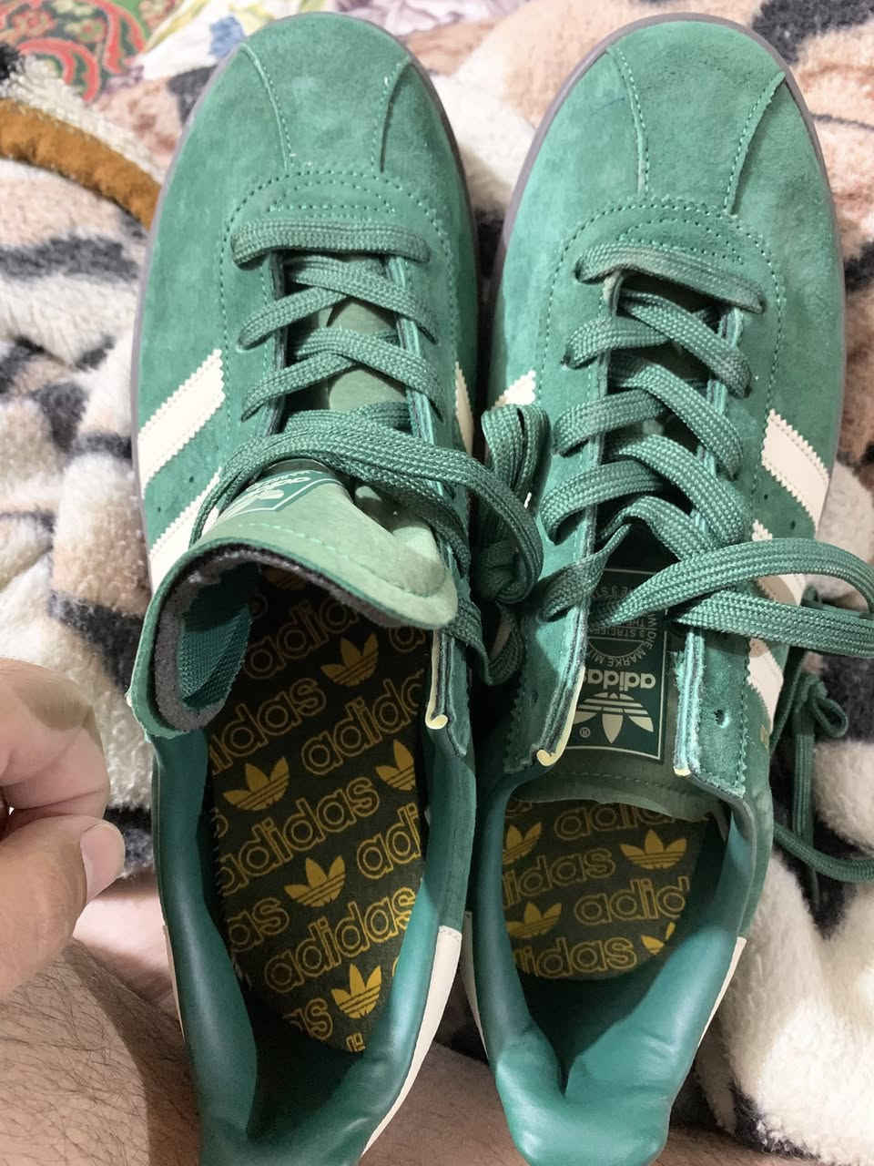 اديداس برومفيلد من جماعة السامبا اصلي وكالة بدون كارتون فقط الحذاء قياس 45 طول القدم 29 السعر 25 مع التوصيل


**إذا كنت صاحب هذا الإعلان وتريد حذفه لأي سبب، رجاءا أرسل رسالة إلى الدعم الفني**