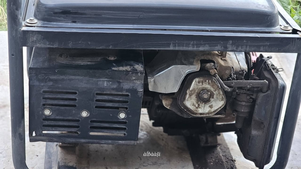 السلام عليكم
مولد استرا كوريا 27 امپير (انتبااااه)✅
المولد نظيف جداً ما داخل تصليح نهائياً
كل ملحقاته ويا اليدة والتايرات سلف ويدوي
السلف بي مشكلة ما يشغل بس البطارية تشتغل اي خلل ما بيها
السعر 325 وبي مجال (لان 27 امپير مو 20 )
مكاني الداهري الاتصال على الرقم ***********
