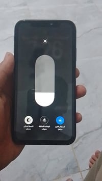 ايفون 11عادي امبدل بطاريه وشاشه اصليه فيس ايدي واكف السعر150الرقم 0787...