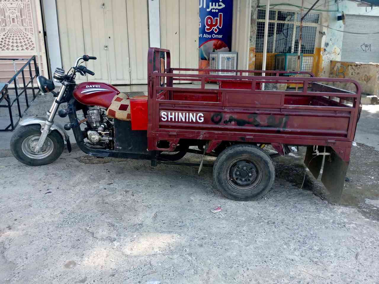 السلام عليكم شباب ستوته بعيره للبيع من فيس بيها كلجات جديده كلو جديد السعر 650وبيها مجال *********** المكان شقق الخضراء
