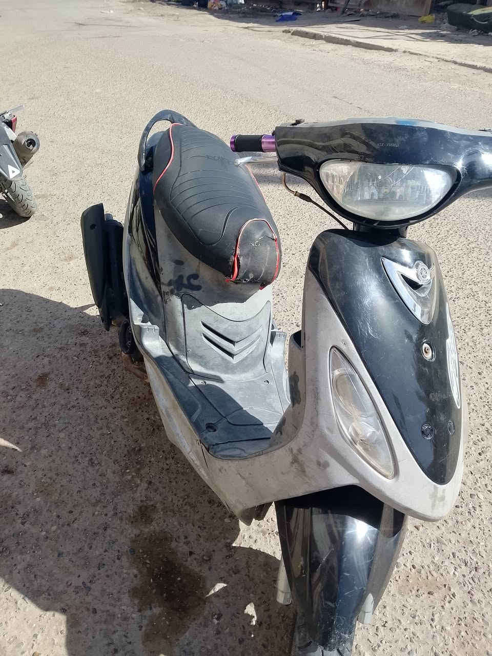 سلام عليكم ماكس البيع سعر 350 بيهة مجال شراي تصل مكان غزالية *********** ***********
