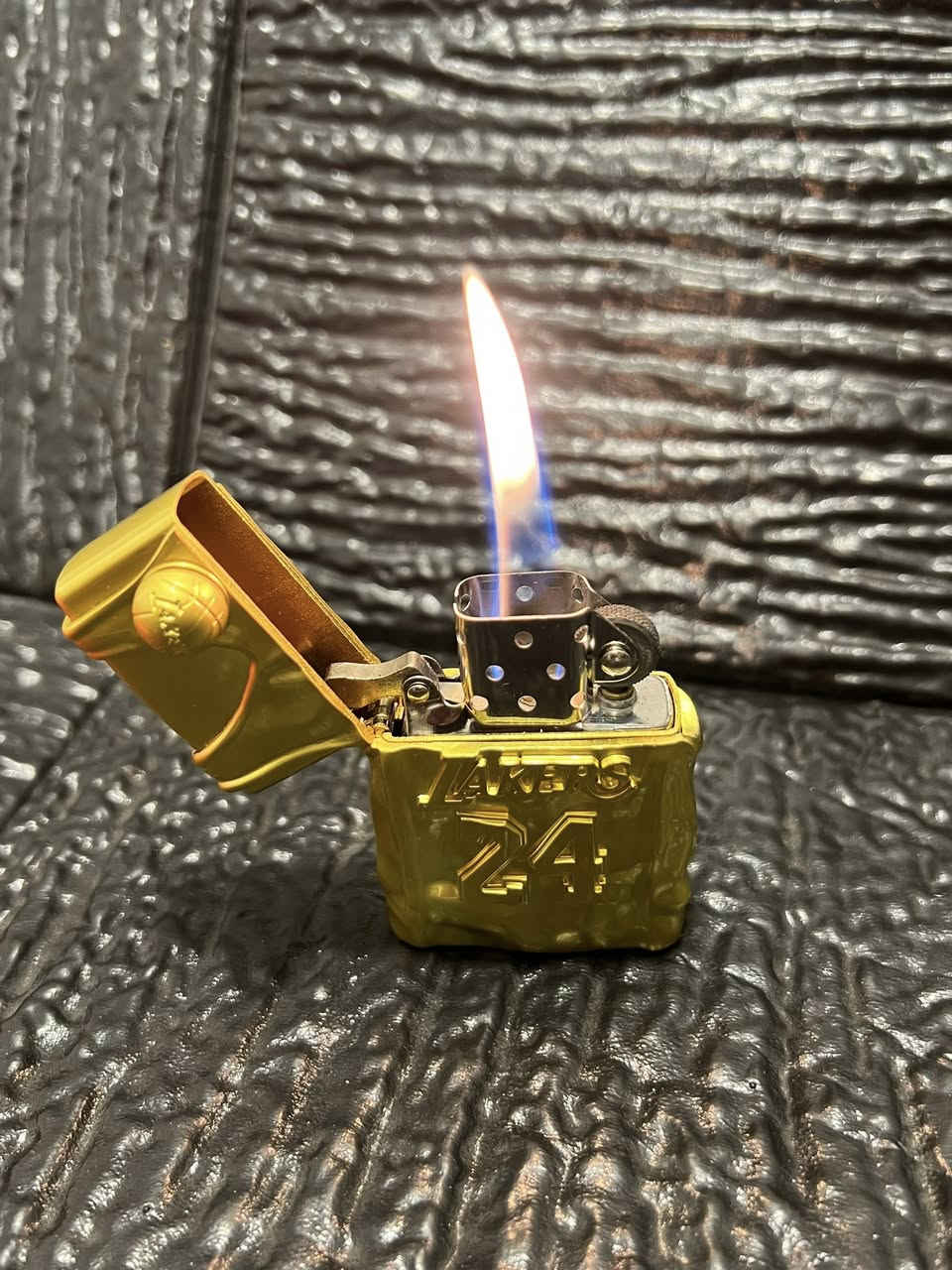 السلام عليكم
قداحه ف ت ي ل
النقش بارز
غير مستخدمه
طلاء ثابت
السعر 25 الف
***********
