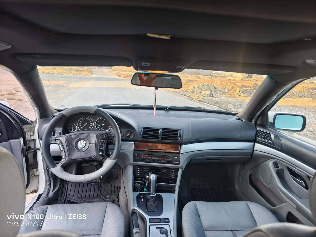 سياره BMW للمرواس او البيع صقر موديل 96 المحرك شرط لاصرف ولاتبخير
كير شرط لايت زينول ٣ قطع بدون دواخل شرط صبغ حزام 
السياره بأسمي والسنويه الى 2029 وكابون بانزين بيها مكان السياره جنوب الموصل الشوره 
السعر 71   والخاص مفتوح او الاتصال ***********
