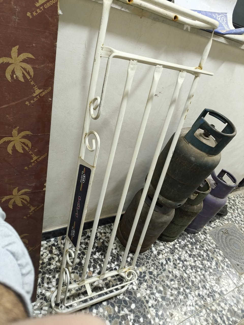 سيبايه للبيع مال أم عيون ترهم فنتيره  سعرها ٦٠ مكاني بغداد الحريه الدولعي هيه والراسطه مالتها موجوده  
‏‪***********‬‏
