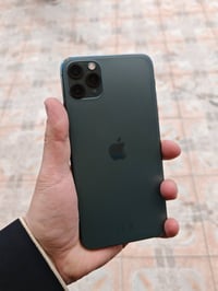 ١١ برو ماكس • ٢٥٦ • بطارية ٨٢/٧٧