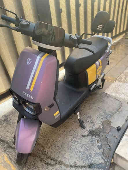 للبيع دراجه شحن RAYAN دراجه اي نقص ما بيها 6 باتري عل فحص دراجه غنيه عن تعريف مكاني بغداد العامريه ***********
