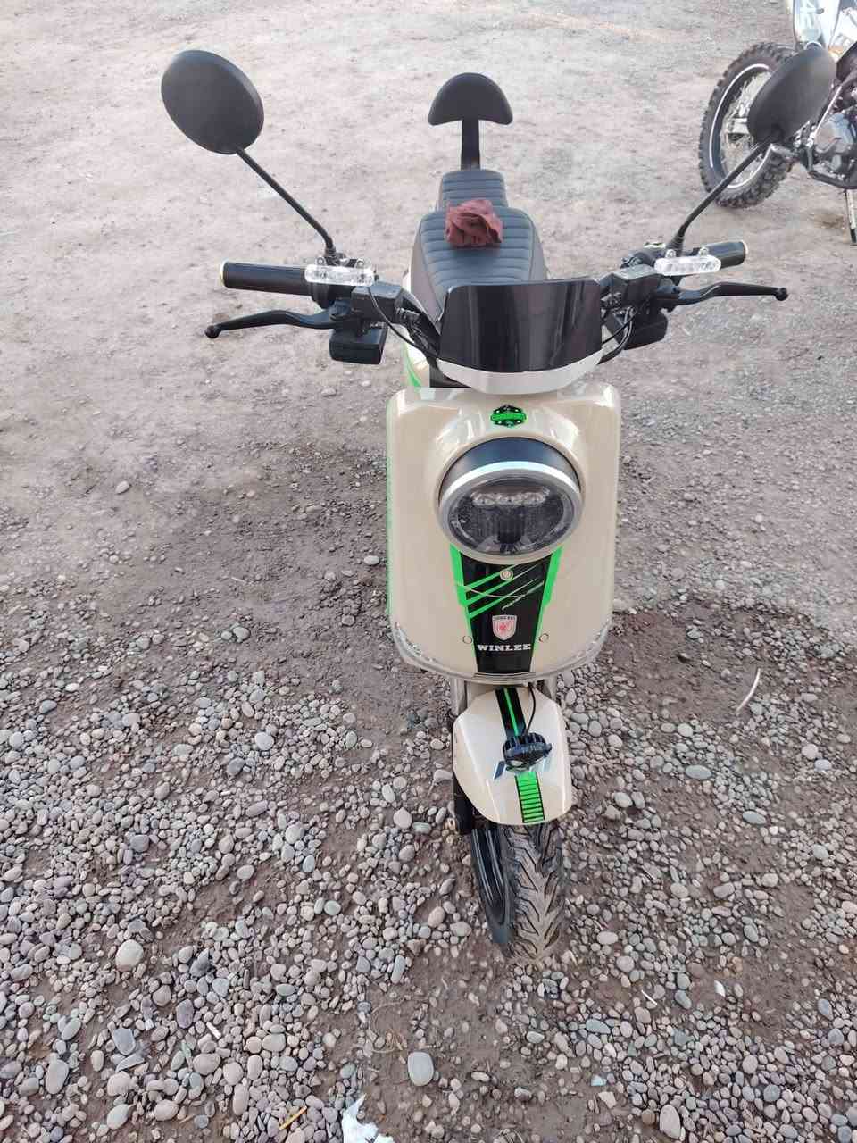 اسلام وعليكم
مكلف بالنشر 
ماطور شحن للبيع
جديد مستخدم شهر واحد فقط
بطاريات جدد
تواير جدد
سويجات 2 وكرت وبصمه
لايت عالي ناصي اشاير
هورن شاحنه جديده مالت الشركه
شاشه جديده مابي اي عطل
دسك جديد
السعر 600 قفل
***********
